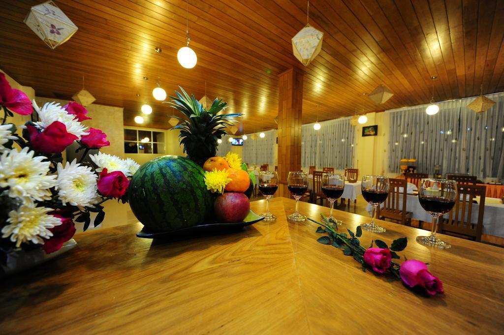 Royal Inlay Hotel Nyaung Shwe Zewnętrze zdjęcie